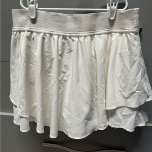 Lulu Lemon White Court Rival size 10